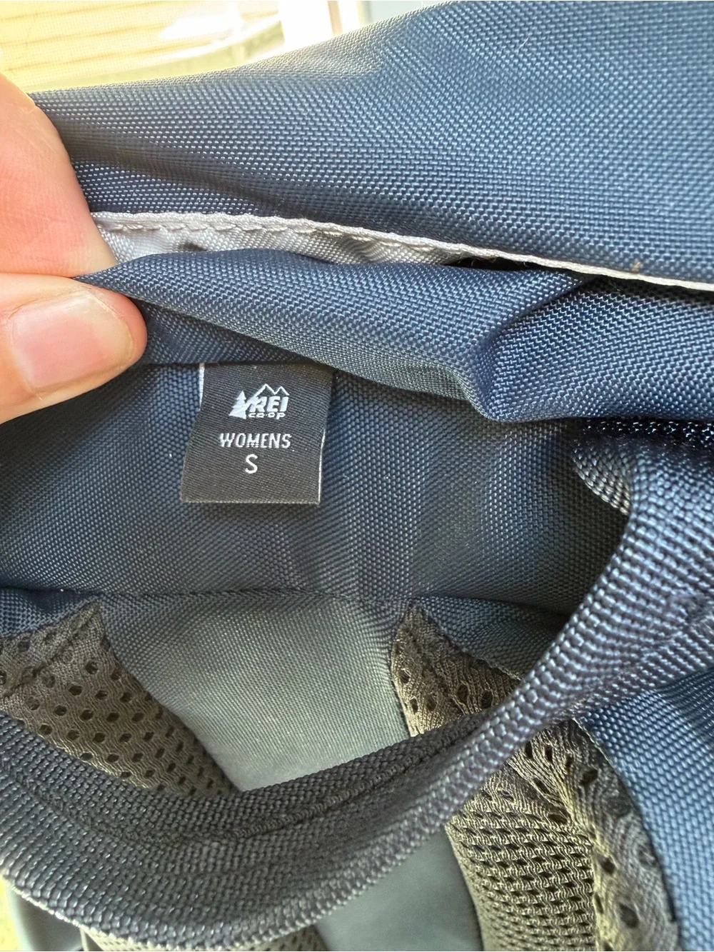 REI Womens small Traverse 32 Blue Backpack